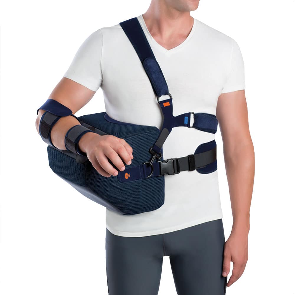 Rotator cuff clearance sling